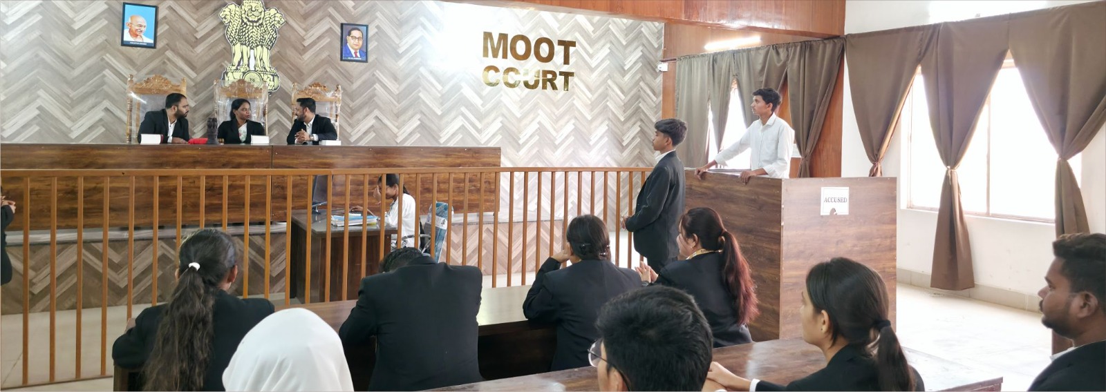 Shri Davara University Slide 4