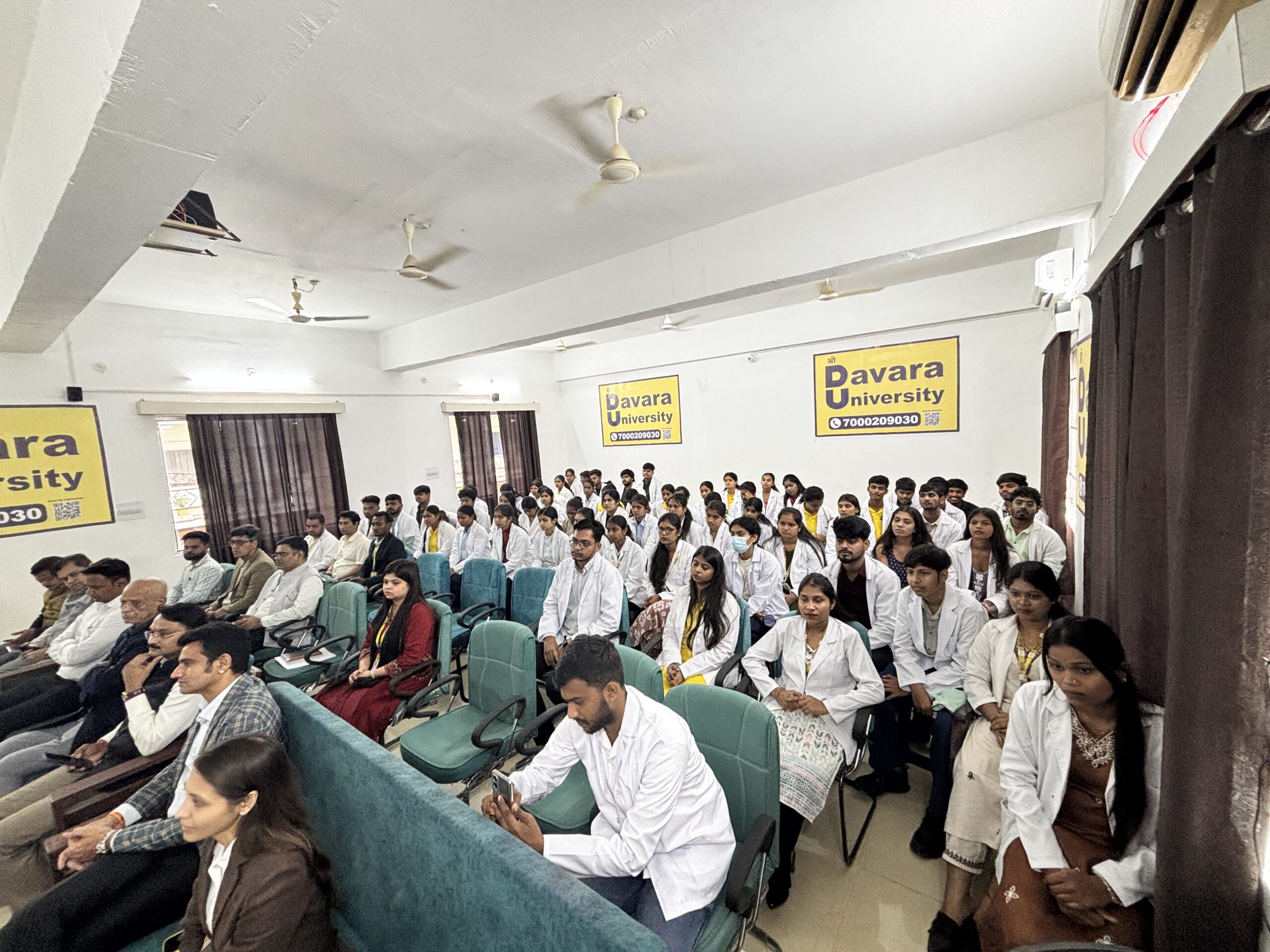 Shri Davara University Celebrates World Pharmacists Day with Enthusiasm and Excellence